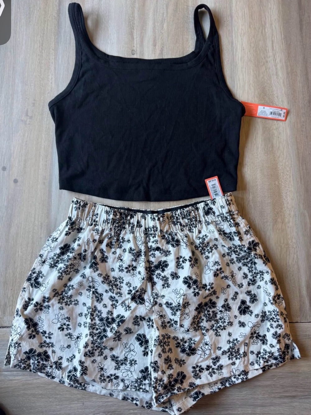NWT Colsie Black Ribbed Crop Tank & Cream Floral Shorts Pajama Set
